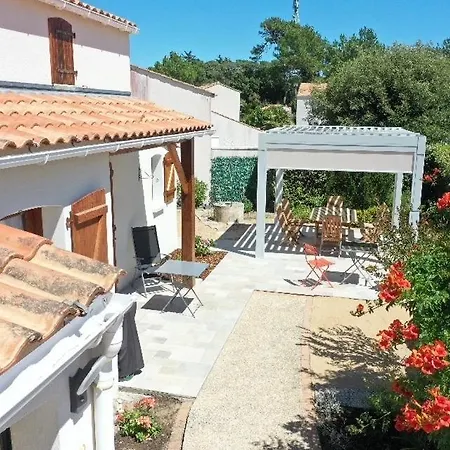 Maison A Sur בית נופש *