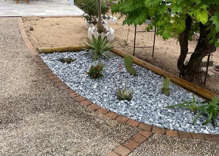 Maison A Sur * לה-טראנש-סור-מר